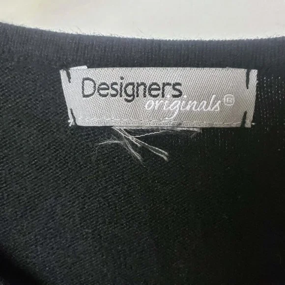 Designer Originals Women's Black Knit Scoop Neck Faux Diamond Top Sweater - Picture 10 of 11